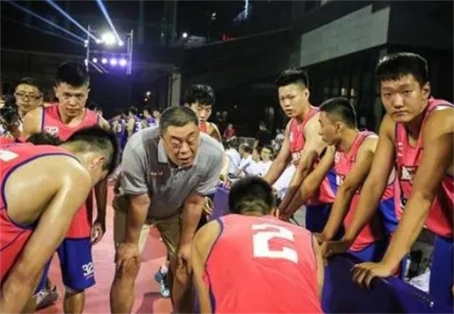 亚洲第一中锋单涛现状,男篮单涛