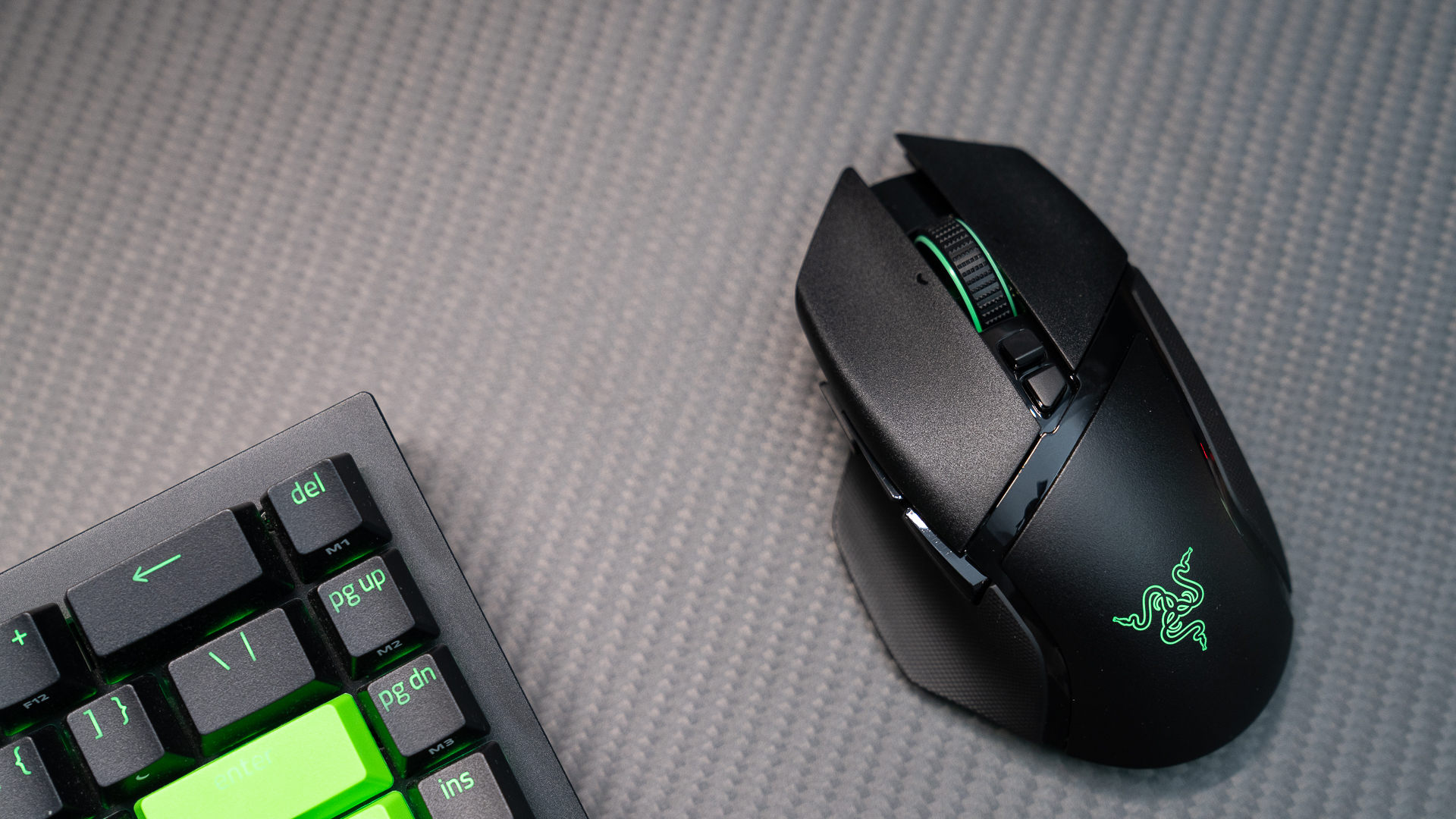 颜值高性能好的雷强竿,雷蛇巴塞利斯蛇v3值不值得入手