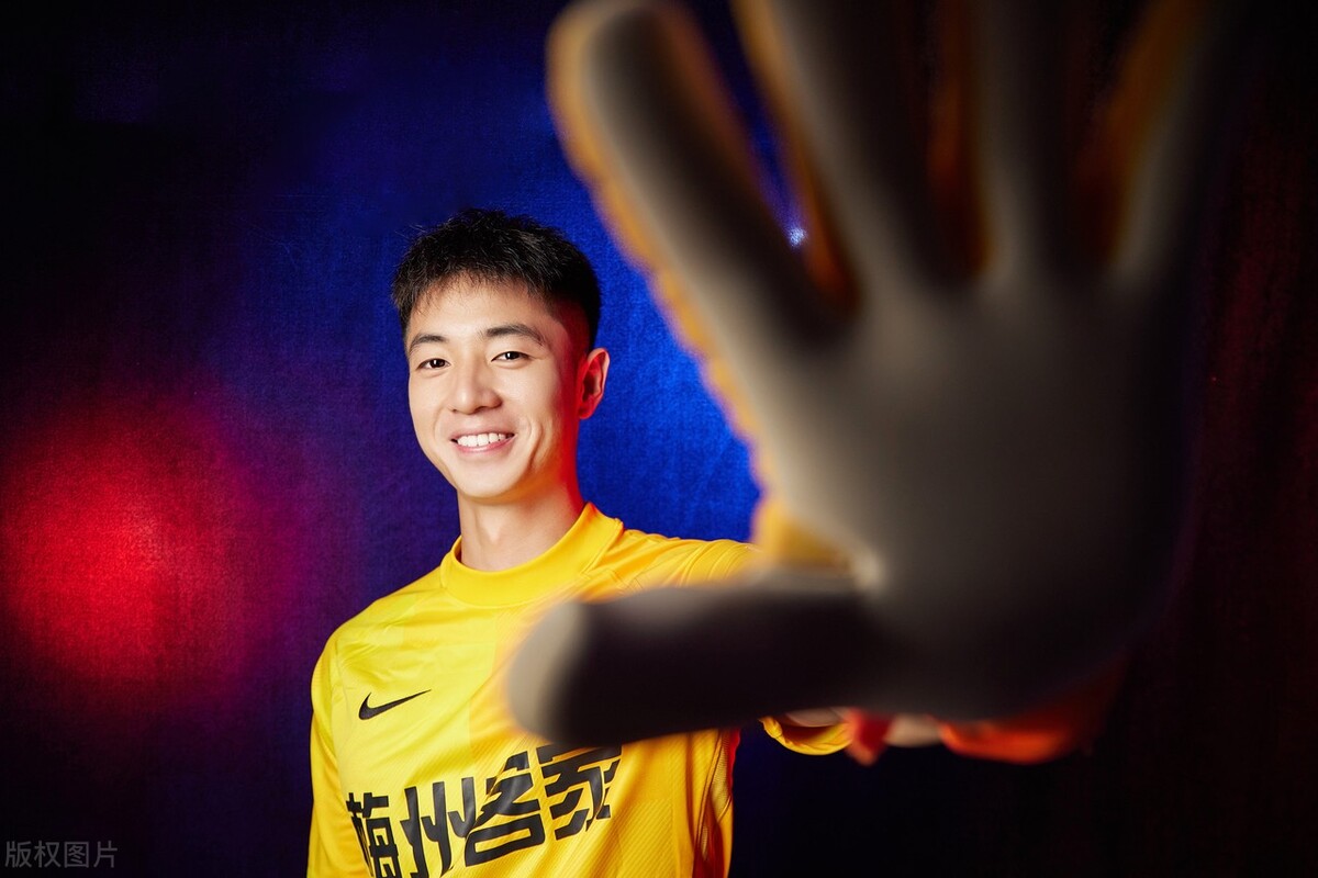 梅州客家足球俱乐部写真,梅州客家队海报