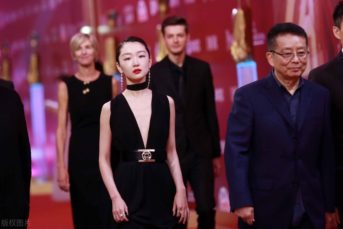 西甲皇马VS埃尔切：预测比分2-0或1-0，可能周冬雨