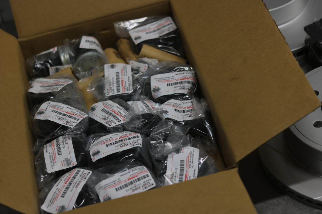 06年丰田霸道汽车翻新全过程,从山西拉回来的车