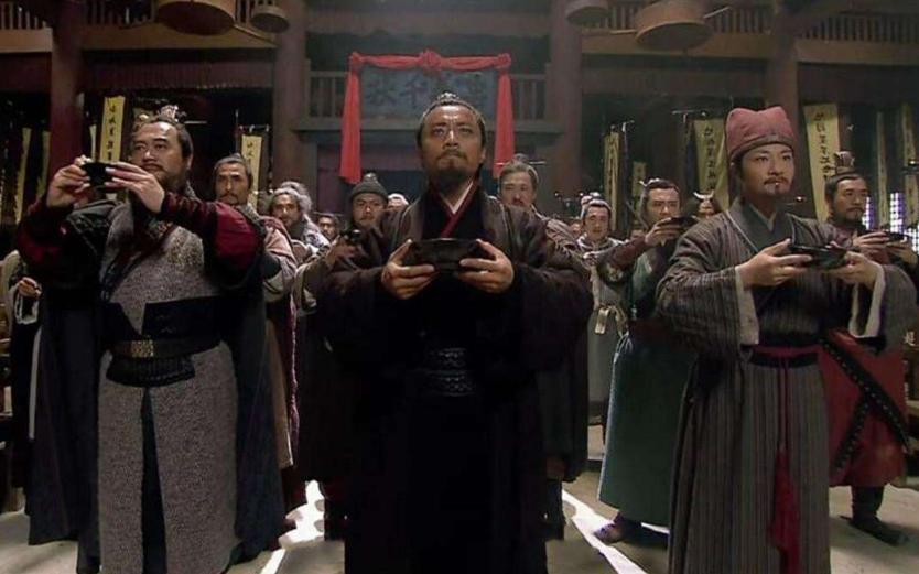 鲁智深和宋江吃鸡,鲁智深宋江吃酒吃肉视频