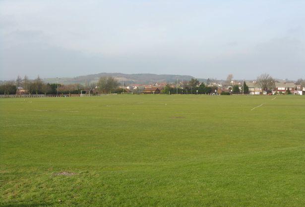 小女孩光天化日之下被掳走,英国女子光天化日之下被杀