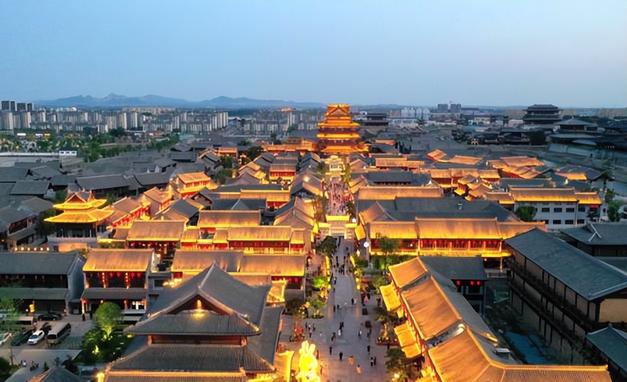 山东最大假古城在哪,山东假古镇在什么地方