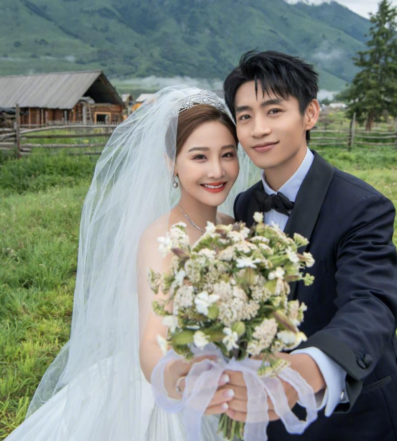 娱乐圈十大甜蜜婚礼亲吻,娱乐圈十对明星夫妻婚礼