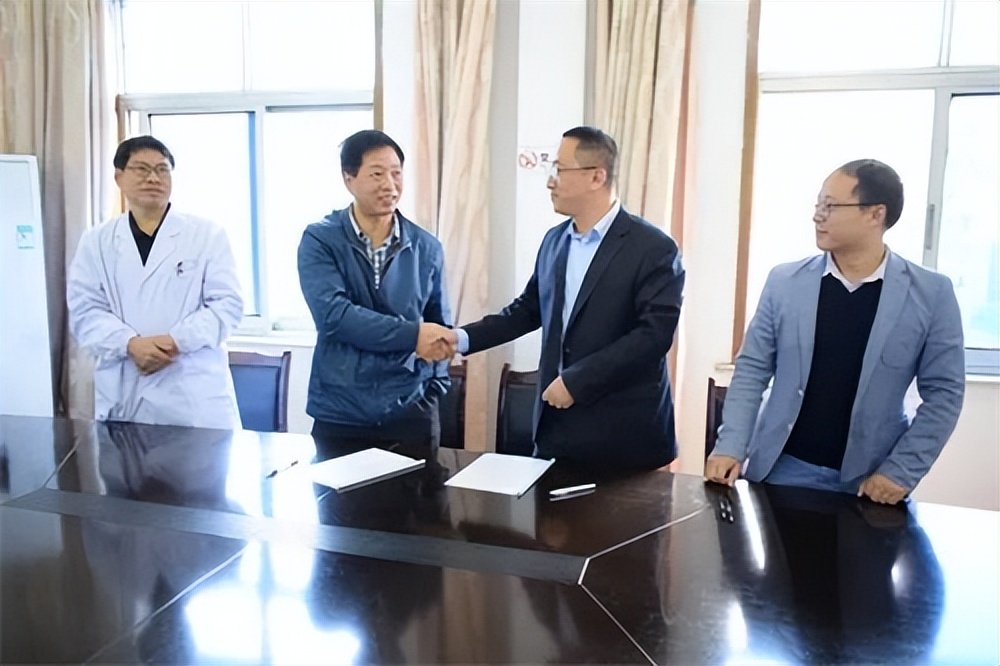 南昌普瑞眼科医院与江西财经大学工商管理学院座谈交流