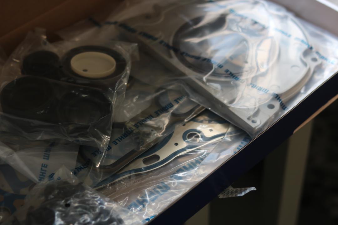 破烂的车变成新车,破烂的车子翻新