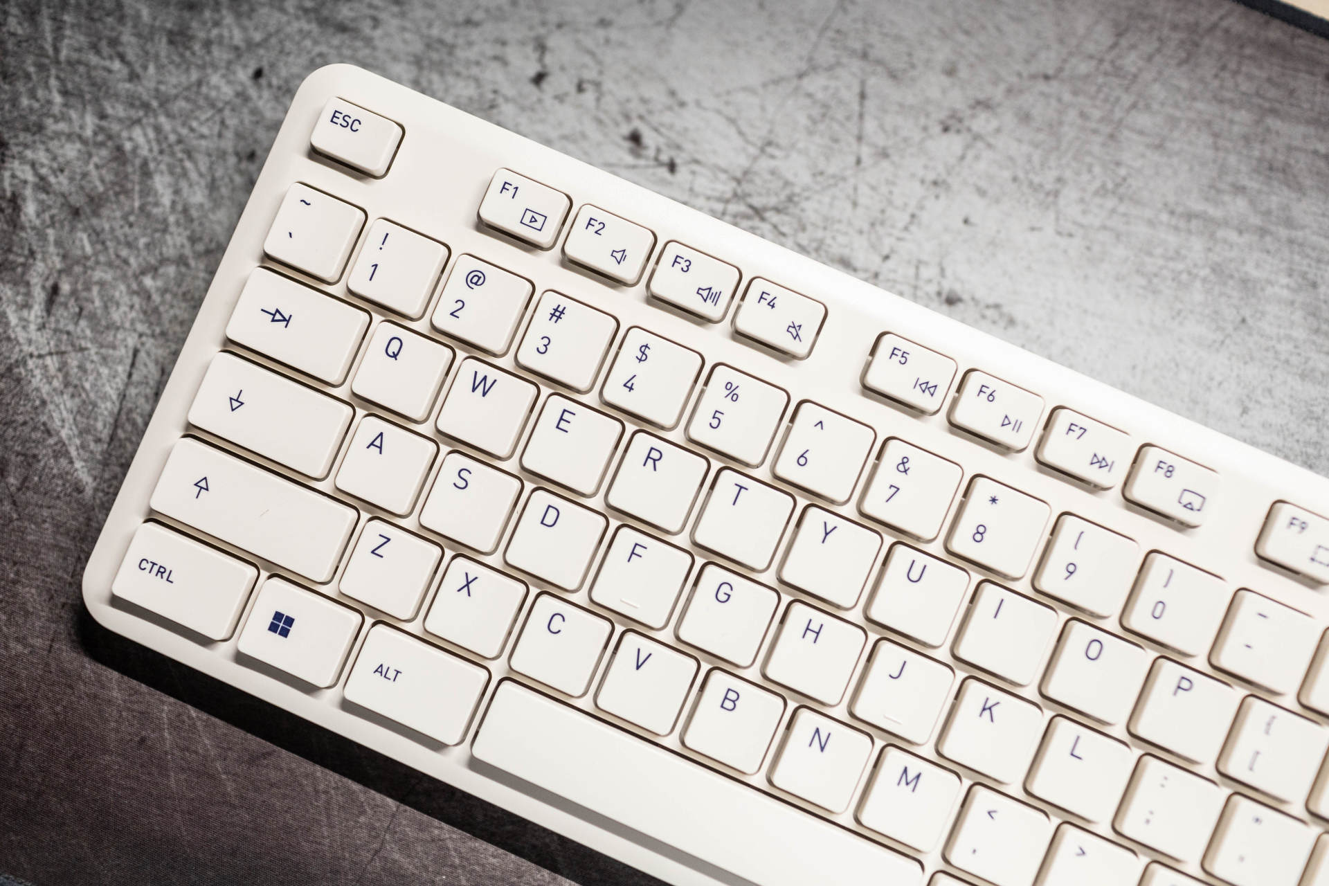 妯辨dw2300鏃犵嚎閿洏濡備綍杩炴帴鐢佃剳,cherrydw2300鏃犵嚎閿紶濂楄