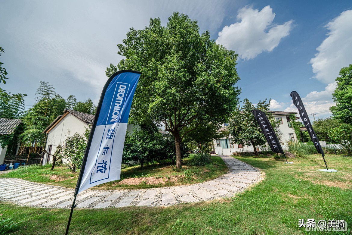 迪卡侬新款公路车发布会,迪卡侬公路车测评