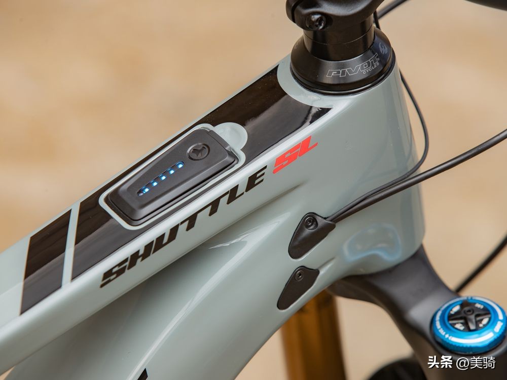 超轻电助力再进化!16.4kg的PivotShuttleSL电助力山地车