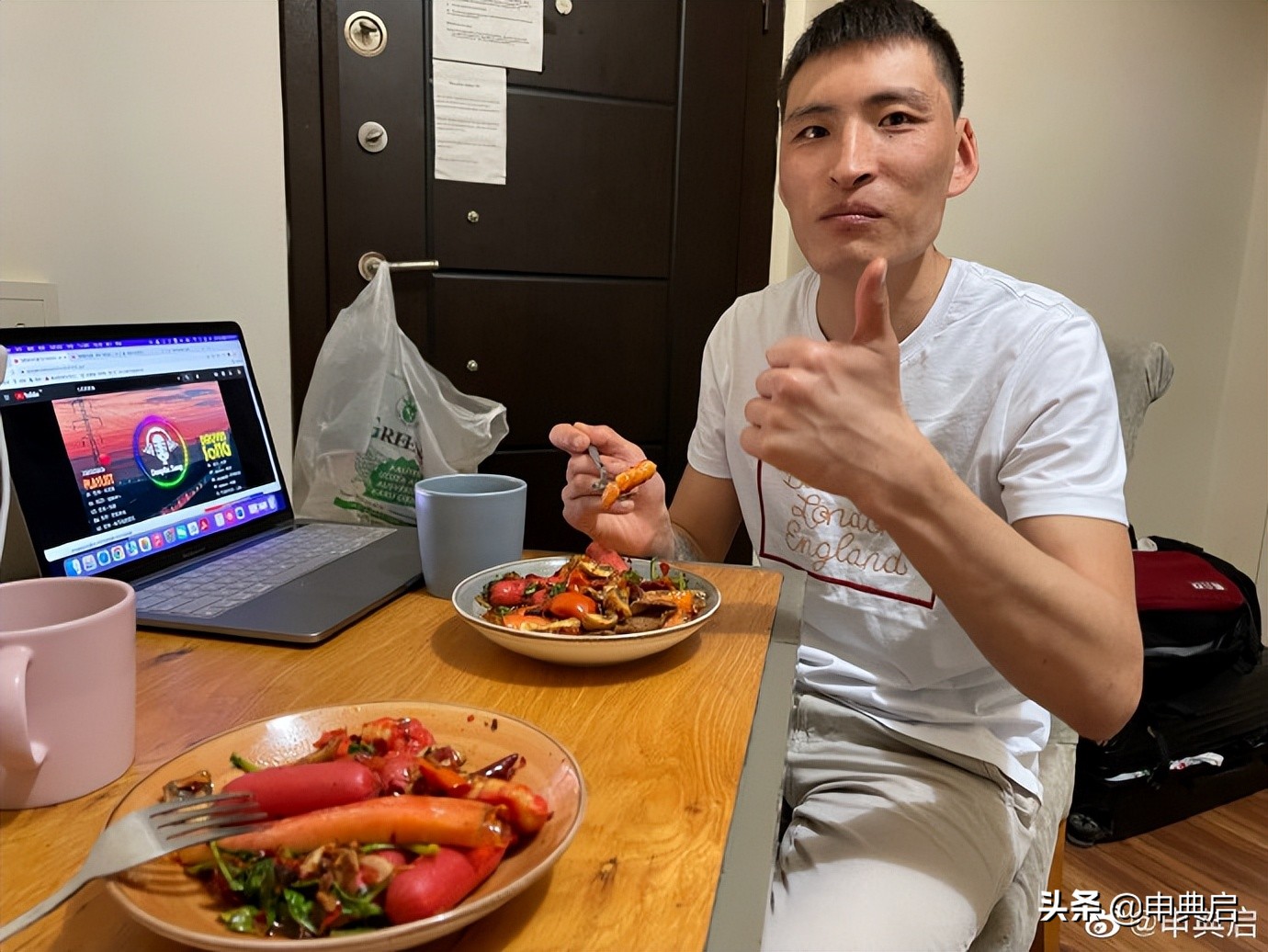 伊斯坦布尔适合旅居，交通方便、物价低、文化多元