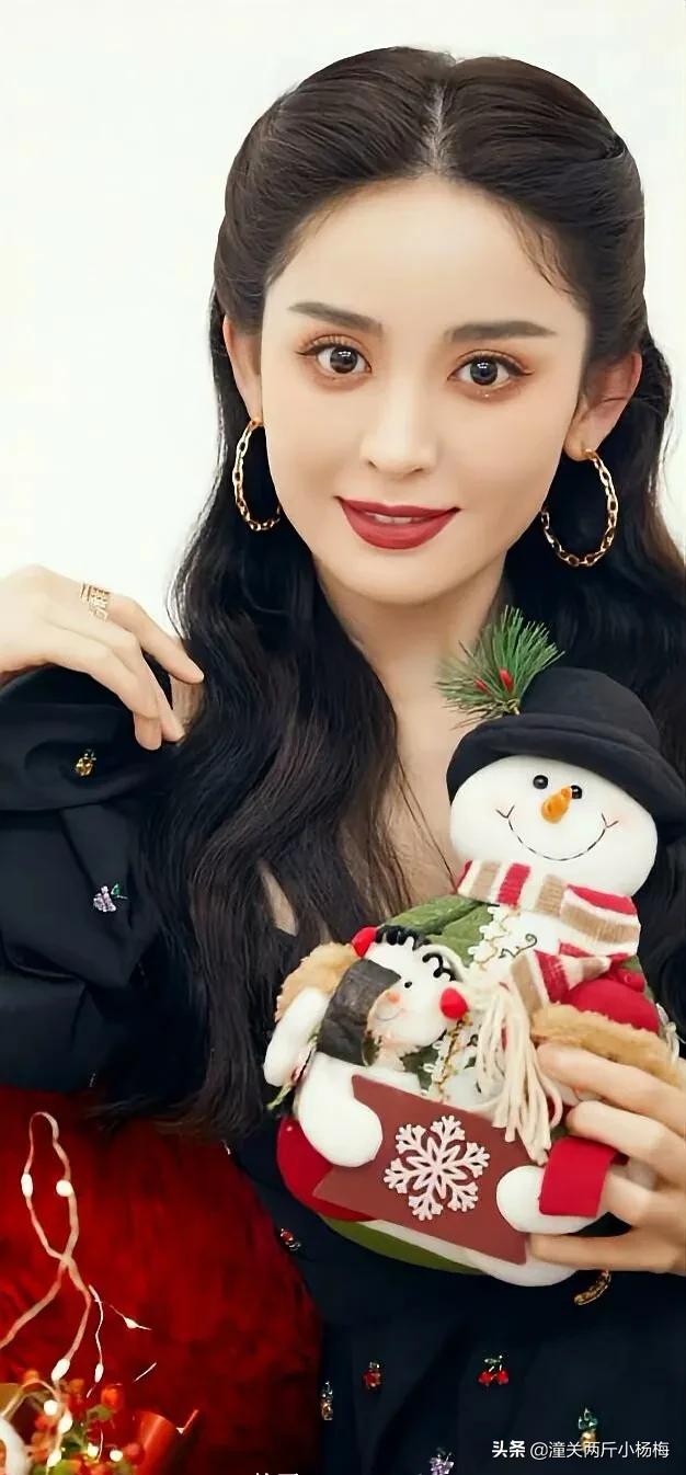 鍙ゅ姏濞滄墡鐟滀冀鏈嶅嚬閫犲瀷鎴浘,鍙ゅ姏濞滄墡鐟滀冀鏈嶈韩鏉愮収