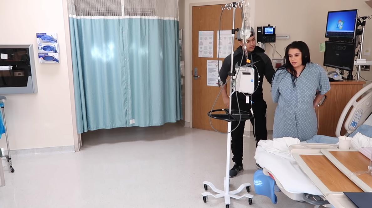 产后痉挛是什么原因造成的,产后肌痉挛症状是什么