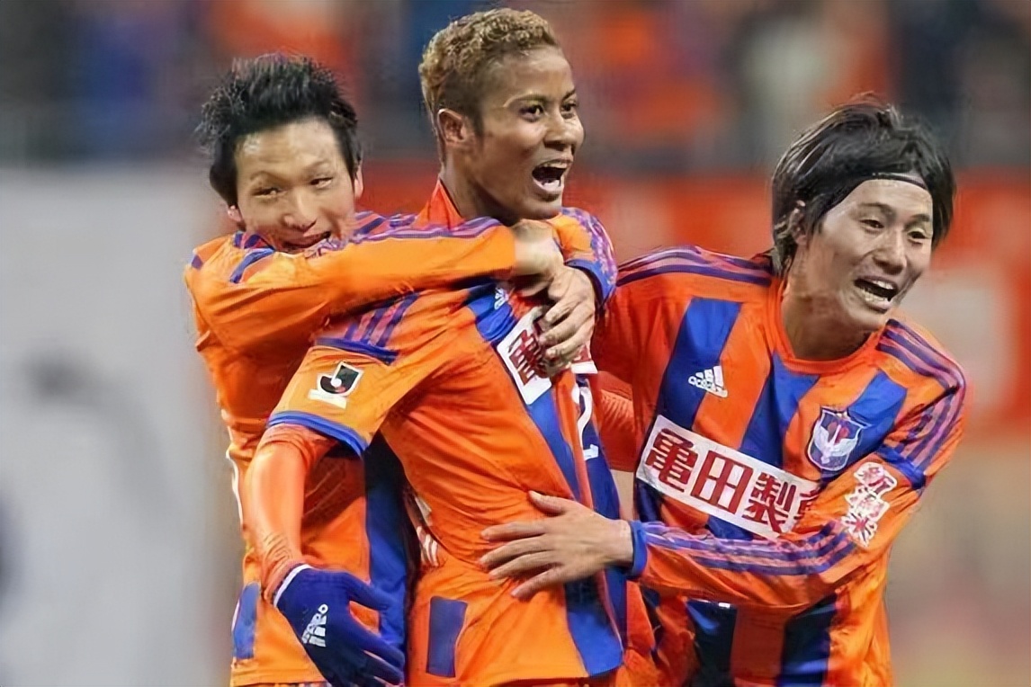 鹿岛鹿角vs新泻天鹅付费专家预测,鹿岛鹿角对战新泻天鹅比分预测