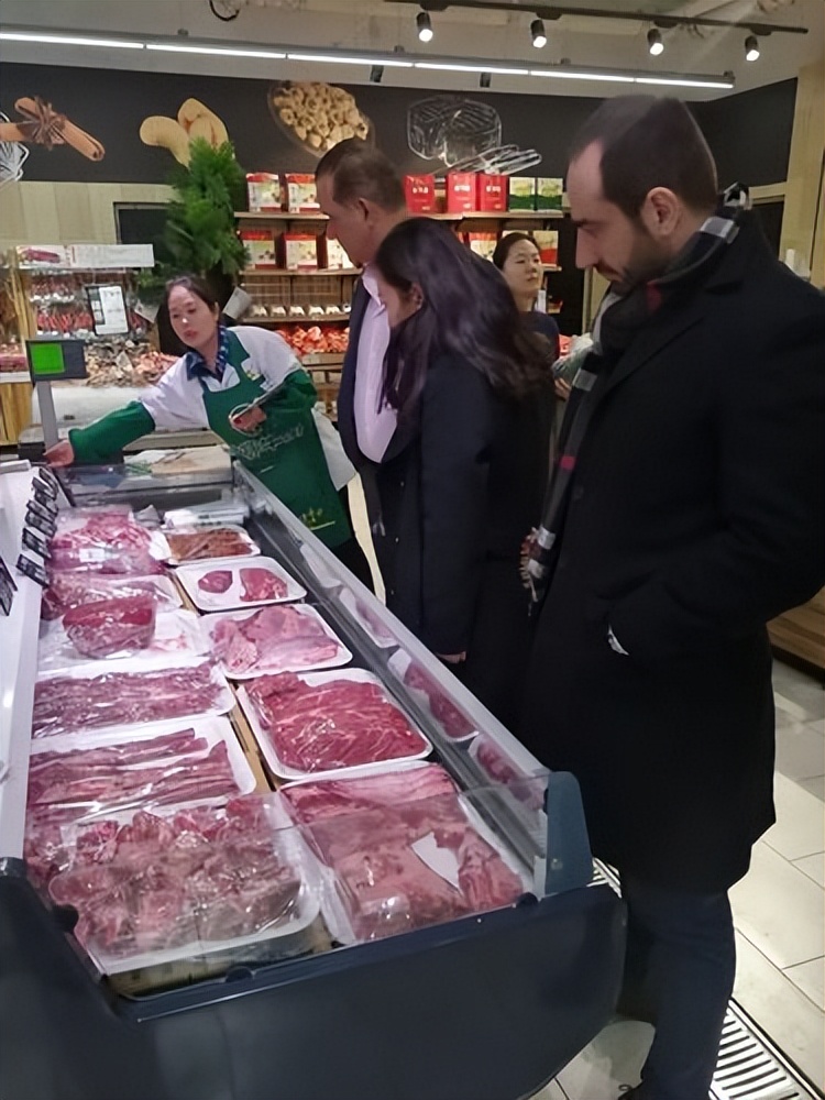 做牛肉3个月赚120万,牛肉加工厂一头牛能挣多少钱