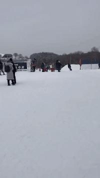 大哥怕是不行了,背是上午踩的,人是下午走的,席是中午吃的