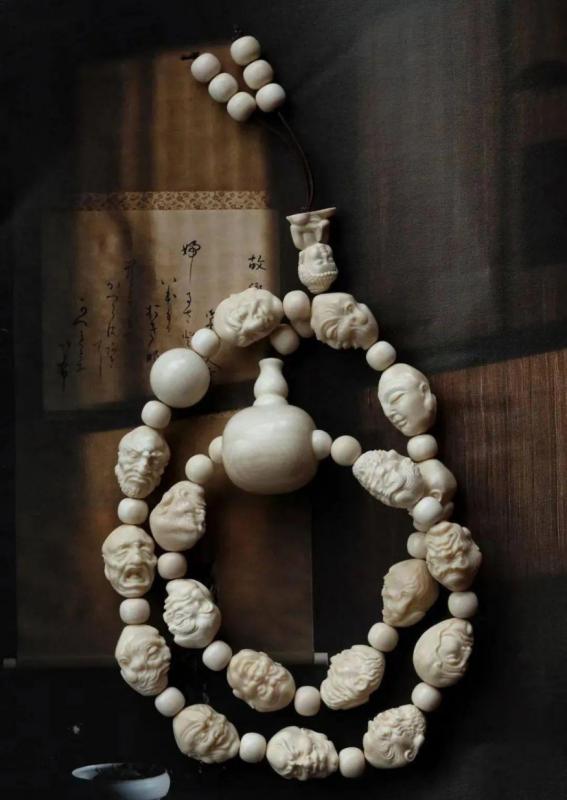 蜜蜡和猛犸哪个收藏价值高,猛犸单个牙收藏价值高吗