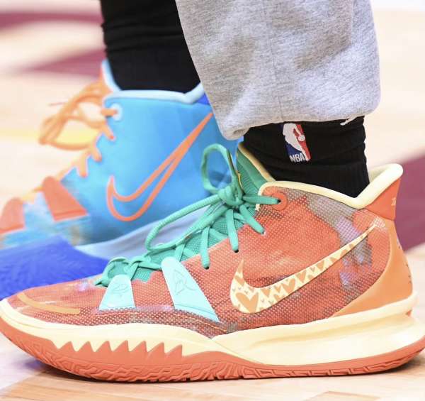 2022全明星战靴,2024年nba全明星名人赛上脚球鞋