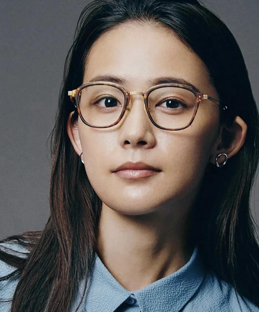 质量好又款式多的日本眼镜,性价比最高的日本超薄眼镜