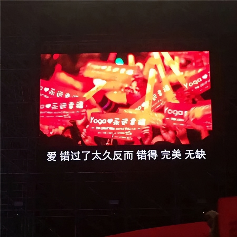 唯美黑白图片伤感带字,背景图片伤感唯美带字