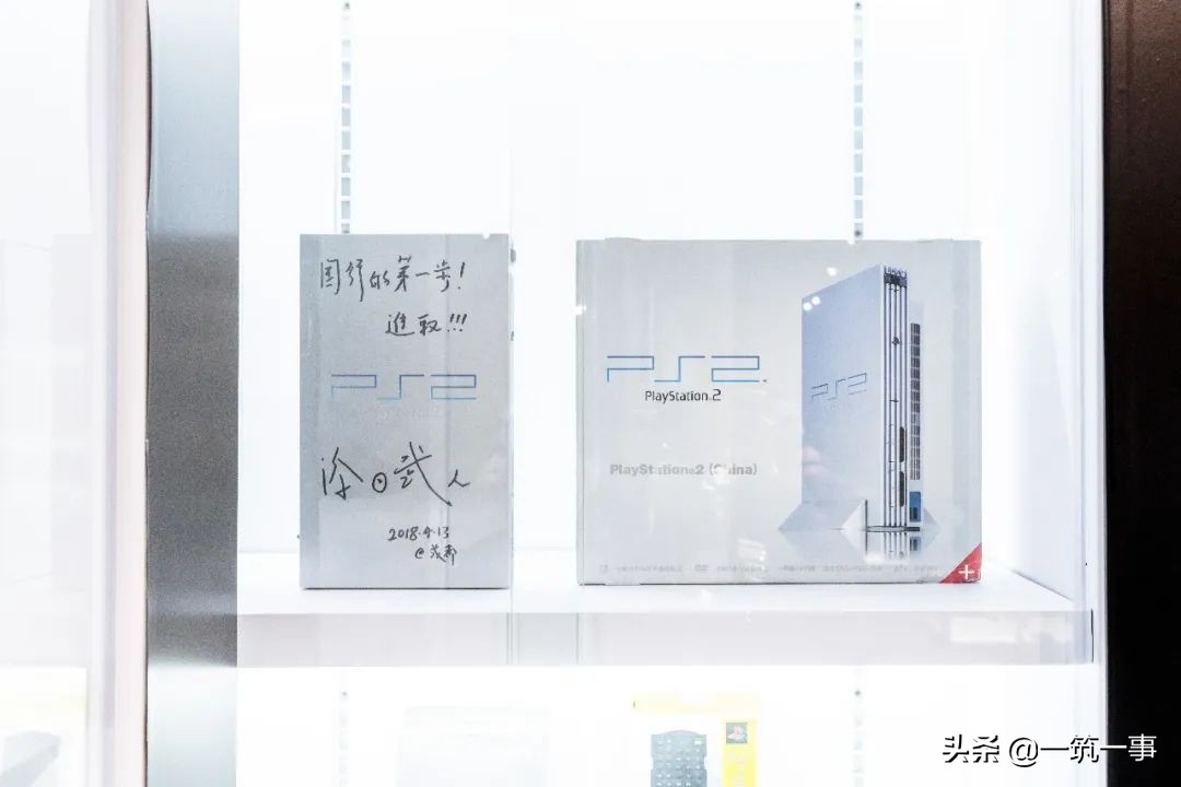 现在还有人玩传奇游戏吗,上世纪经典老游戏