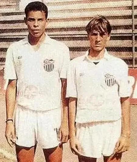 足球人物志小罗,足球运动员大罗