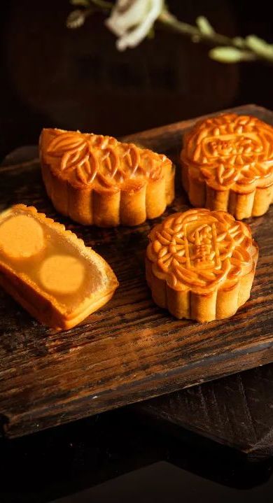 祝大家中秋快乐明月千里寄相思,明月千里寄相思徐小凤中秋视频