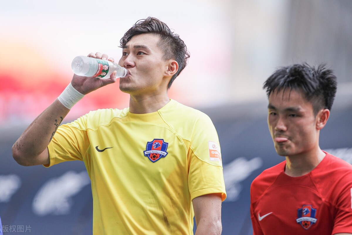 后悔吗？鲁能当初死活要送走的国字号队长，本轮用世界波弑杀旧主