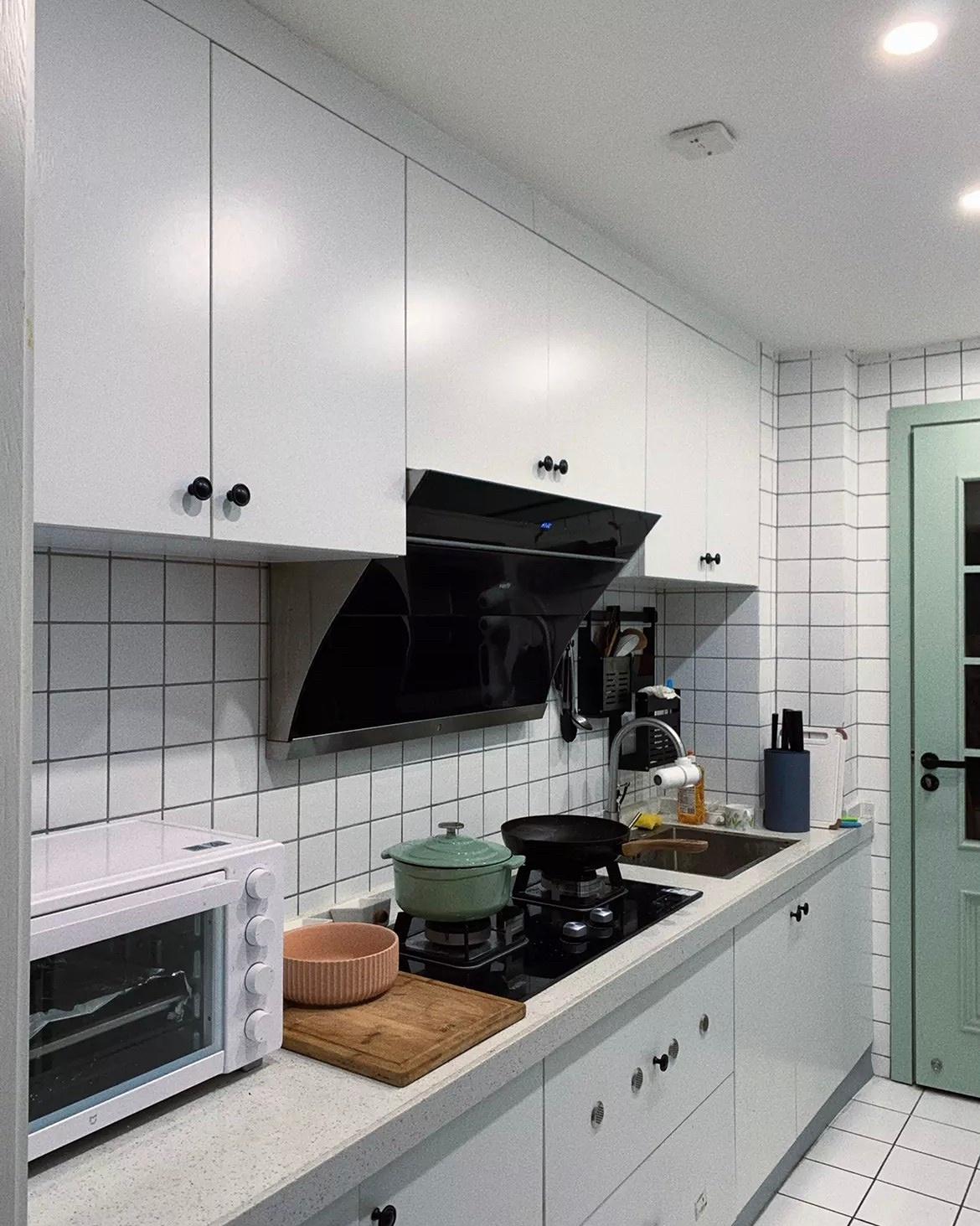 95后的男人独居生活,95后男生房子