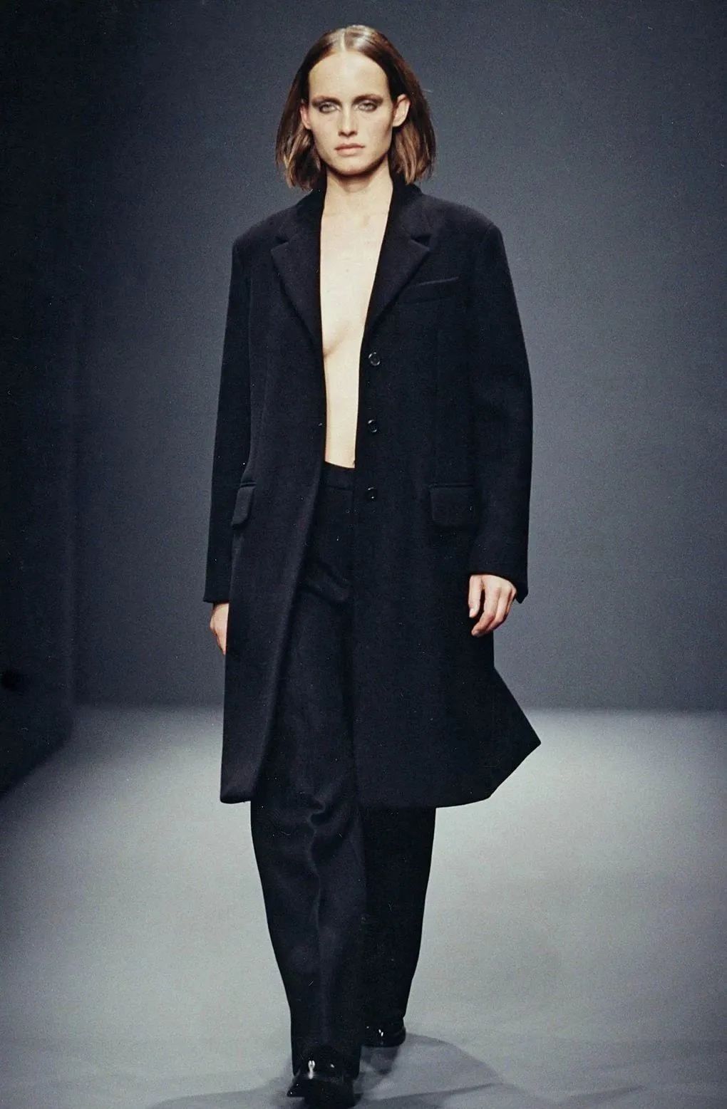 安吉丽娜朱莉大衣,安吉丽娜朱莉的冬季大衣街拍