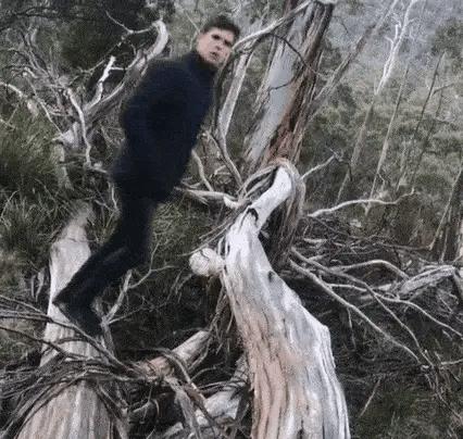 怎么安慰平胸的女孩,女朋友是个平胸怎么办