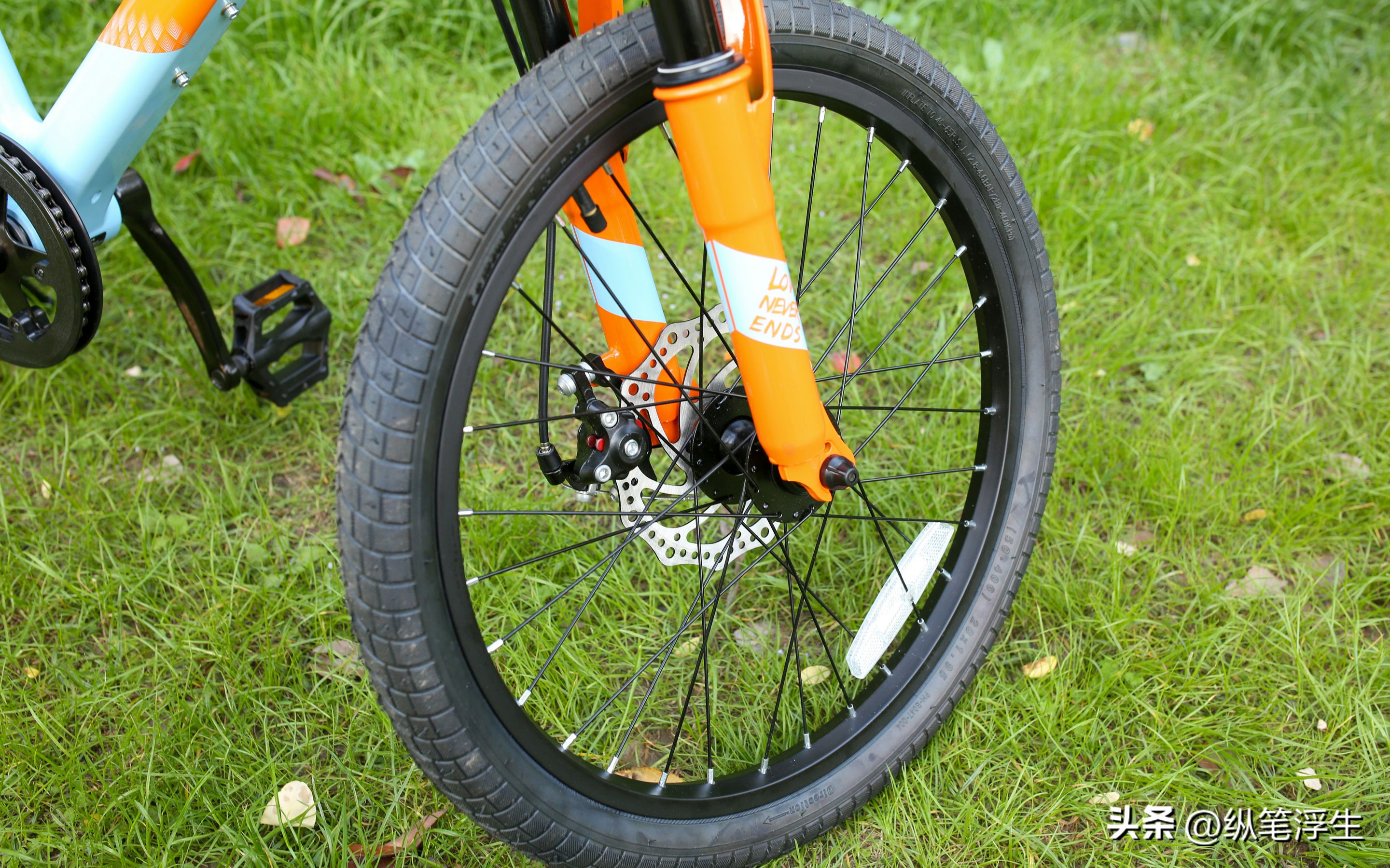 可以让小孩玩的越野车,柒小佰儿童变速山地自行车测评