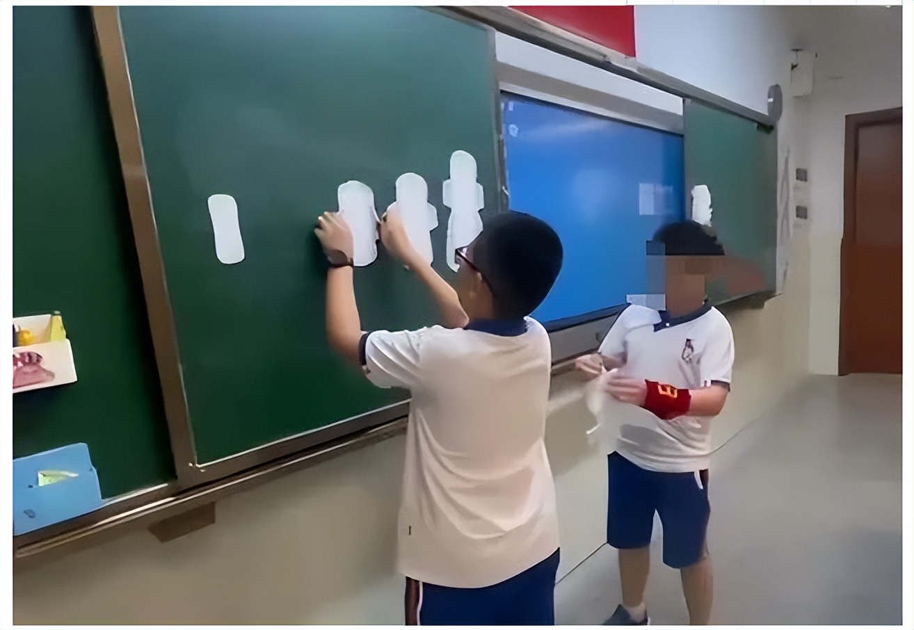 男孩子用卫生巾的正确方式,孩子使用卫生巾方法