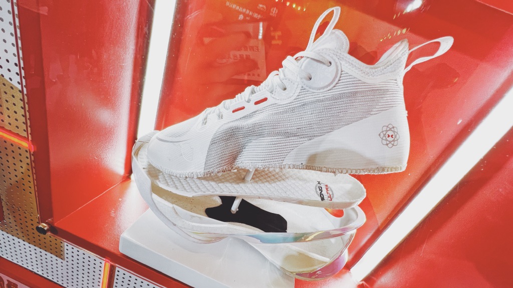 李宁新品！闪击9多配色曝光，新拖鞋太帅了，驭帅16低帮也来了