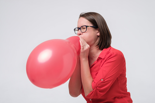 就要吹吹吹，60岁的婆婆肺癌后也能轻松吹气球