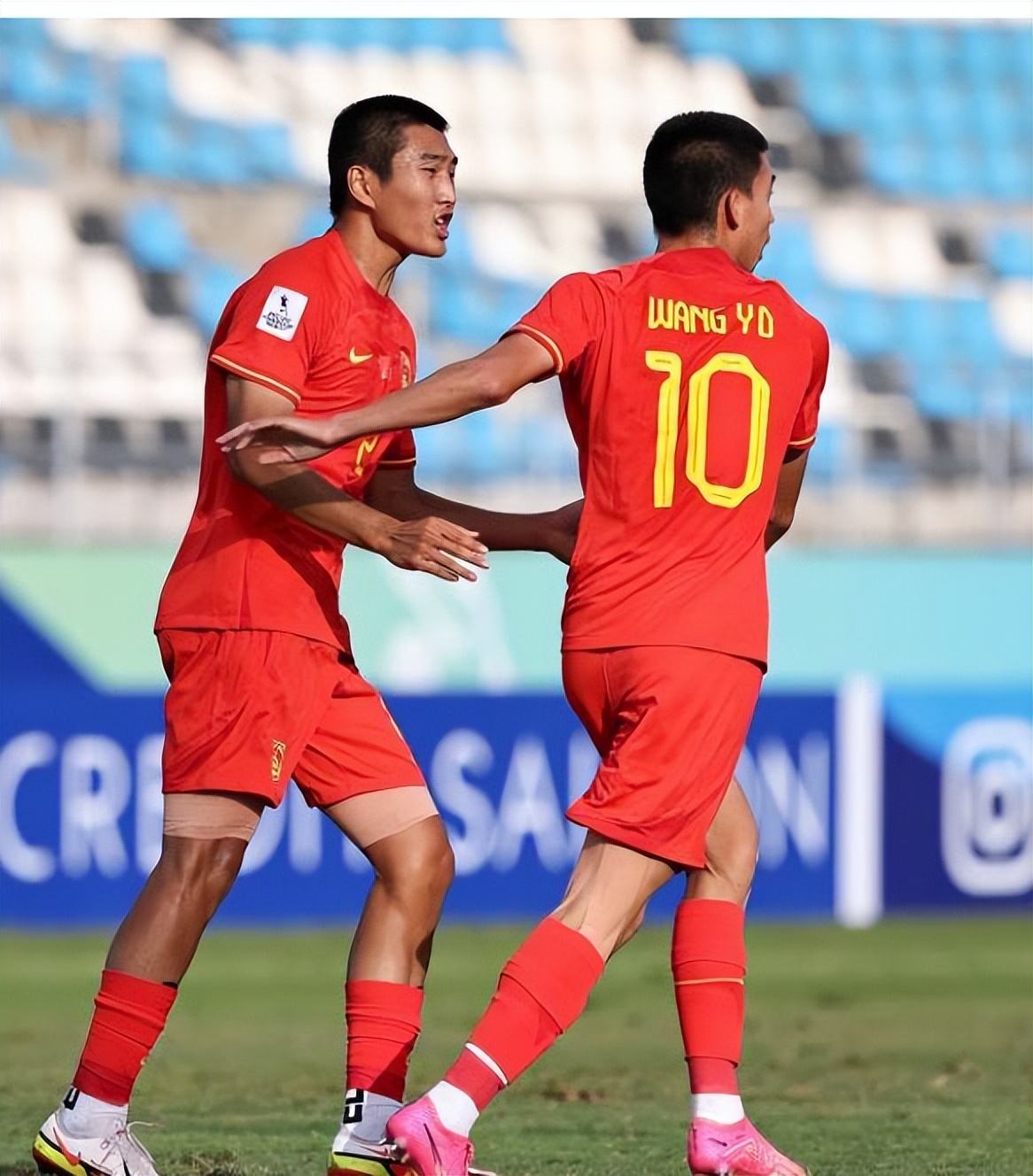 中国男足u20亚洲杯对澳大利亚,中国对澳大利亚男足u17直播