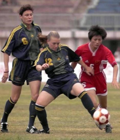 从冠军到冠军,水庆霞回忆亚洲杯决赛0:2落后