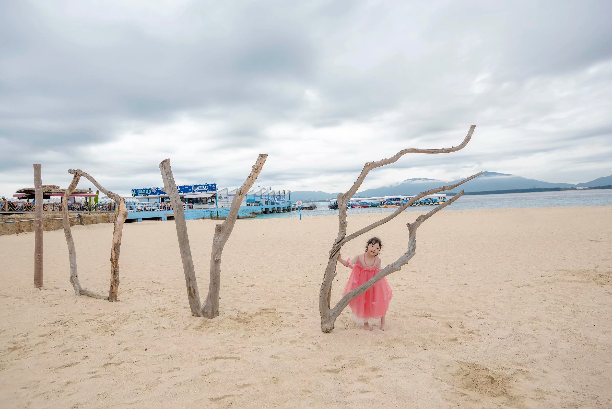 泰国三亚旅游对比,三亚和泰国旅游选择哪里