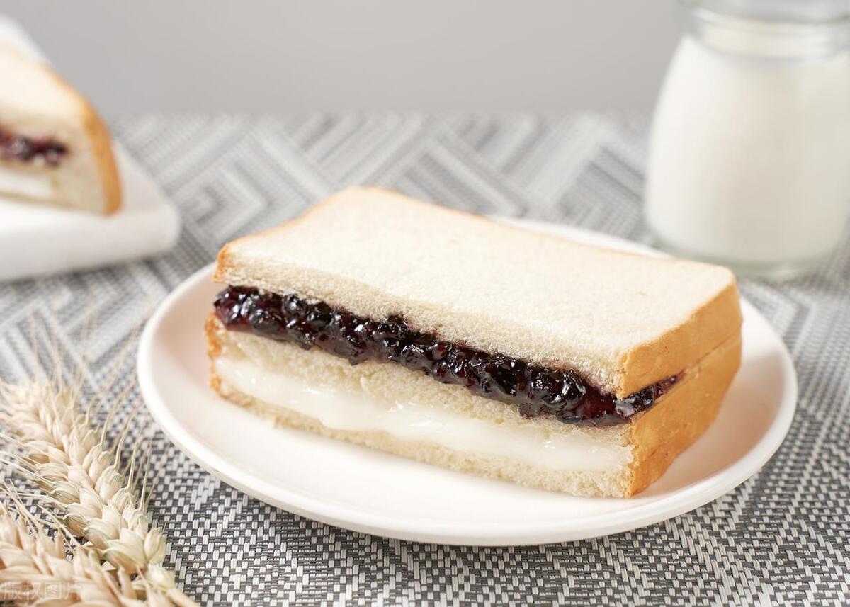 网红小姐姐吃网红最火的美食,吃货欧弟盘点网络网红美食