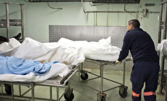 煮人骨，剔腐肉，一年处理50具遗体，直面死亡的人体标本制作师