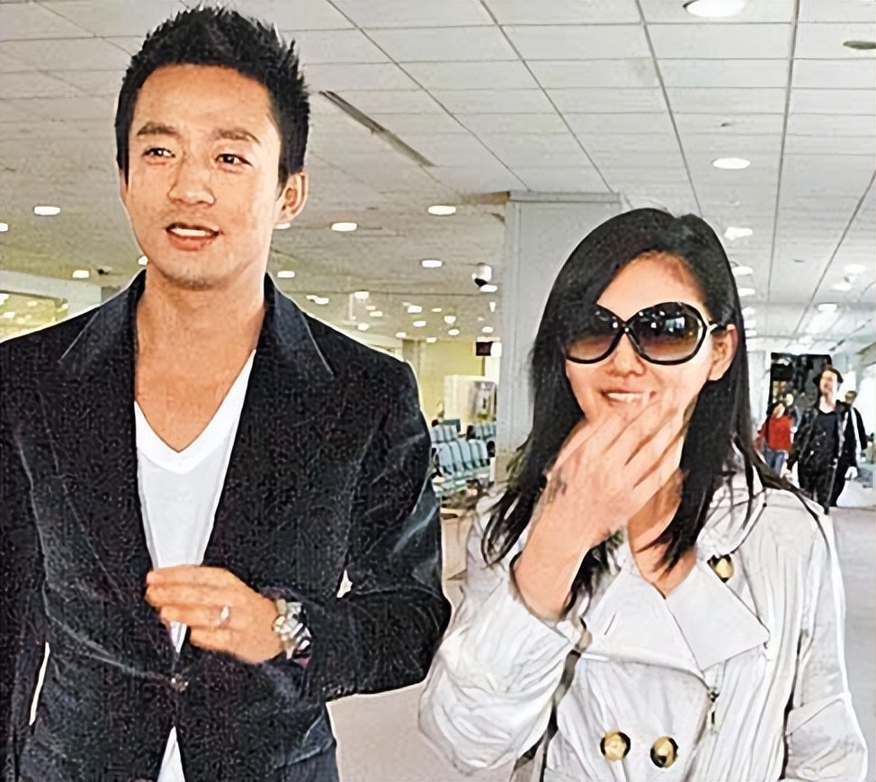 大S一家欺人太甚？汪小菲终于不再隐忍，离婚大戏还没有结束