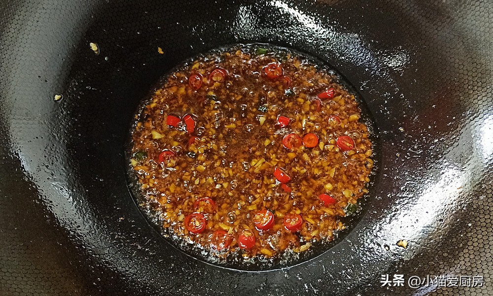 鱼肉怎样炒好吃还简单,普通鱼肉怎样炒好吃还简单