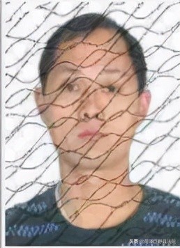 悬赏公告上有老赖的照片违法吗,老赖的悬赏公告都可以贴在哪里