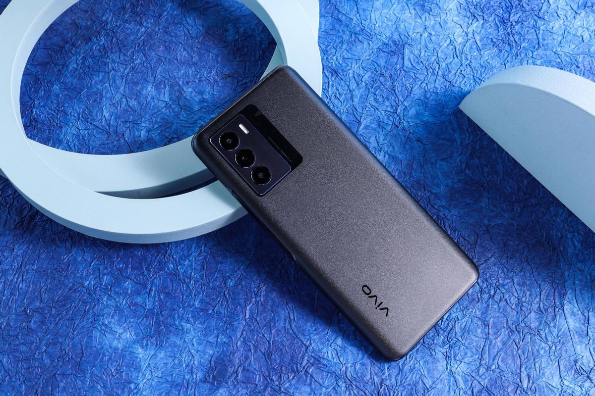 vivo旗舰手机5800毫安电池,vivo新机4600mah