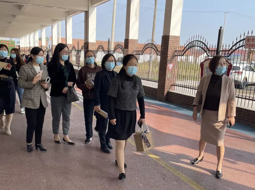 绐佺牬杩涘彇,绐佺牬杩涘彇涓嶆柇鍒涙柊