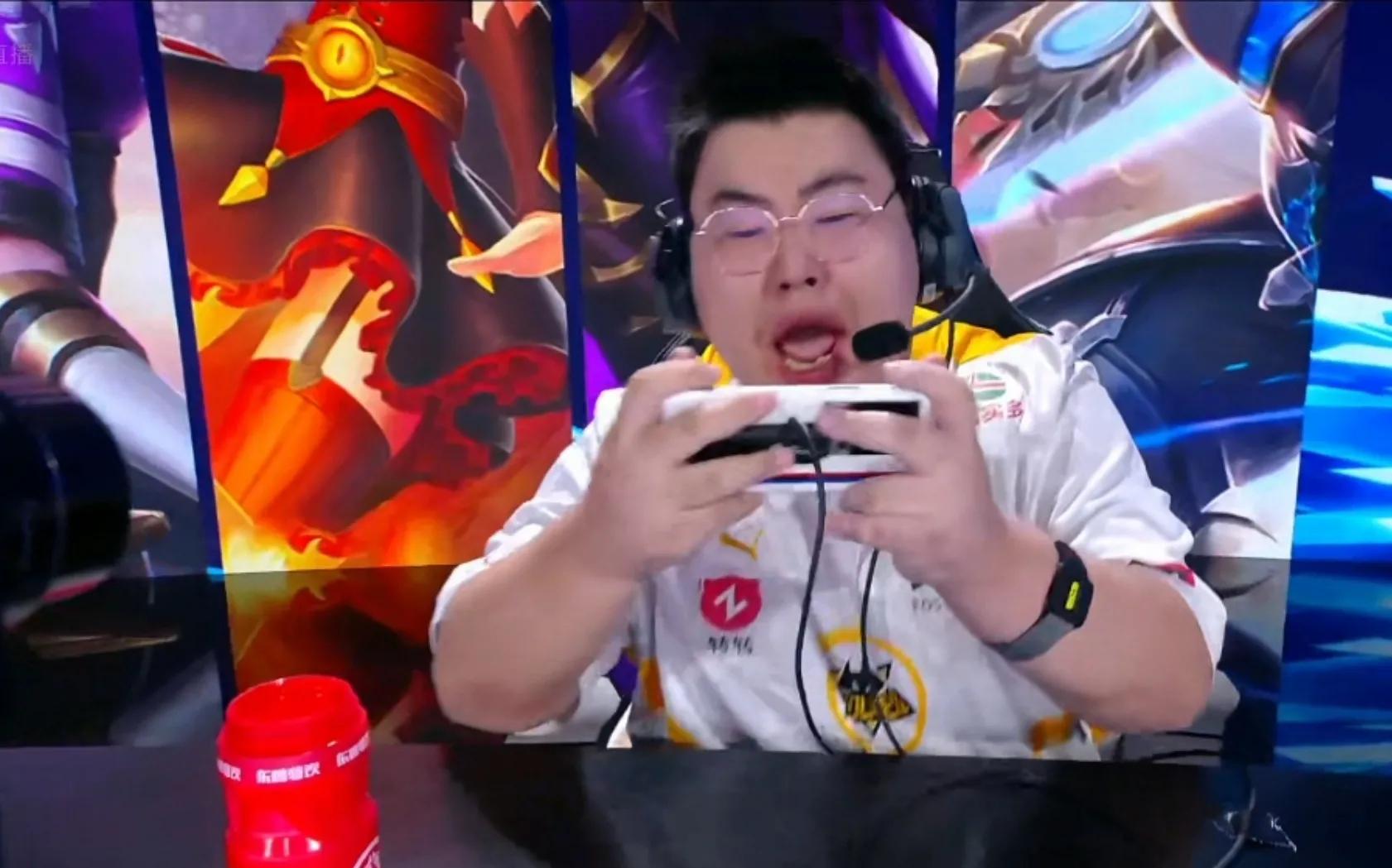 重庆狼队胖皇fmvp,重庆狼队夏季赛夺冠小胖fmvp