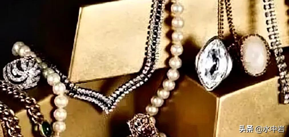 世界上少有的人工定期“擦脸”、全球最富有的瑞士苏黎世巴荷夫街