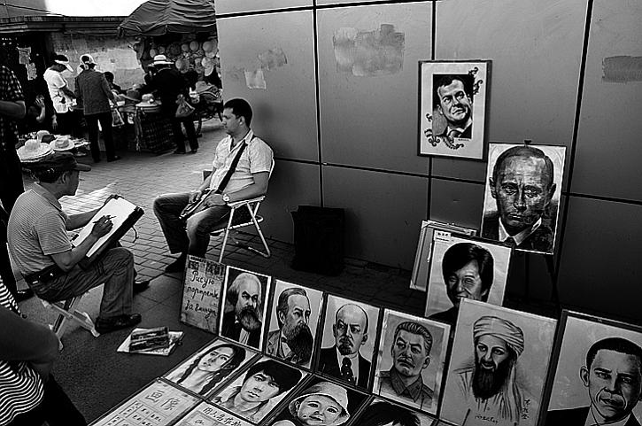 单骑五万里环游中国,85后黑龙江姑娘单骑环游中国