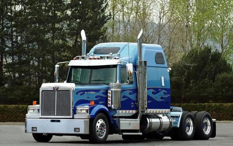 变形金刚擎天柱原型车型,变形金刚擎天柱车型进化史