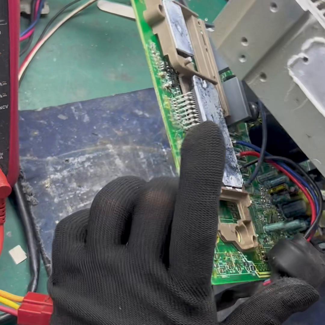 美的空调p1变频板维修,美的变频空调e1内机主板维修